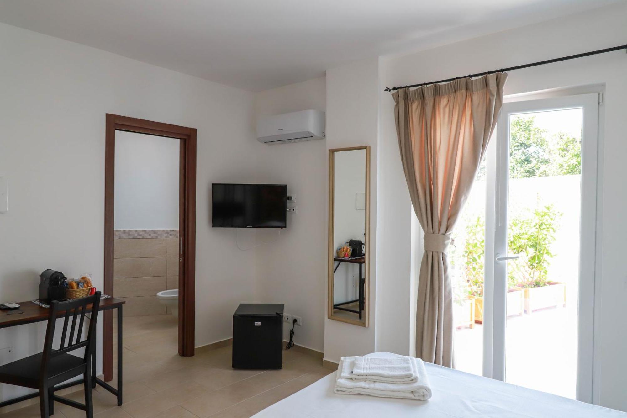 Eg Apartments - Forio D'Ischia Eksteriør billede